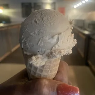 Himalayan Salted Caramel Cashewmilk Ice Cream