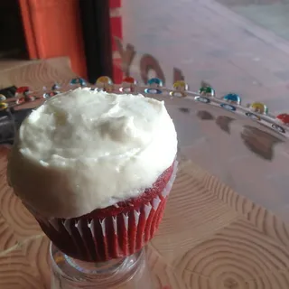Vegan Red Velvet Cupcake