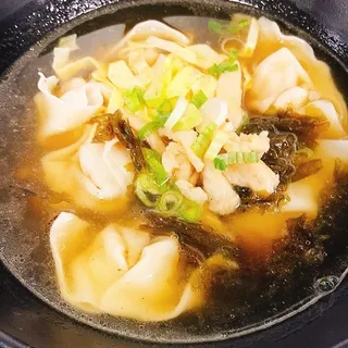 Shanghai Pork Wonton Soup (8pcs)