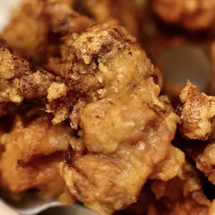 food, chicken wings and fried chicken