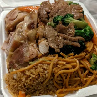 Teriyaki chicken and beef broccoli