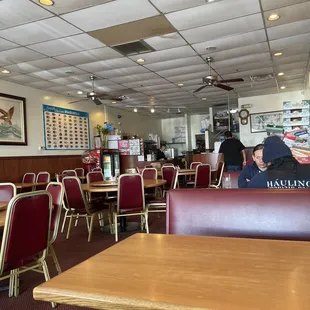 sushi and sashimi, interior