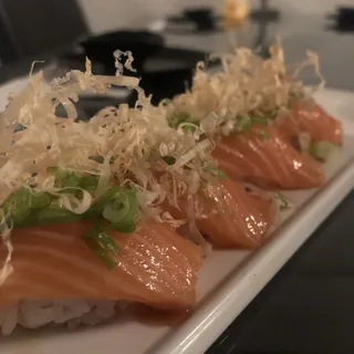 Salmon Sushi