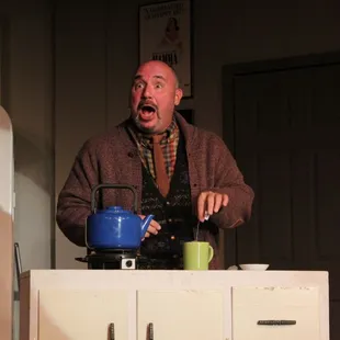 "THE DROWSY CHAPERONE" at Roger Rocka's 2017