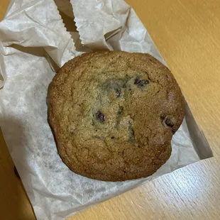 Chocolate chip cookie