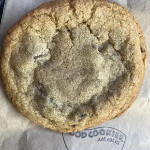 Chocolate Chip Cookie