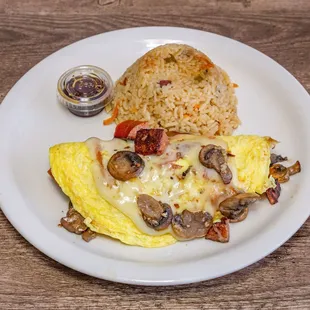 Good N Spicy - chopped hot link, sauteed mushrooms, and pepper jack cheese.