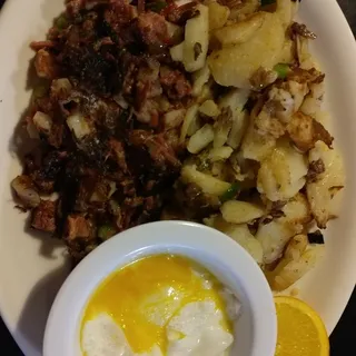 Corned Beef Hash & Eggs
