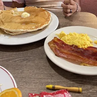 Remy's Short Stack Combo