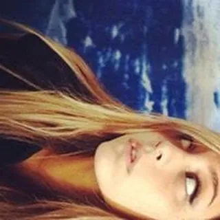 Lexy M.