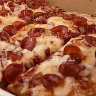 Pepperoni pizza