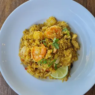 Pineapple Fried Rice with Shrimp and Chicken