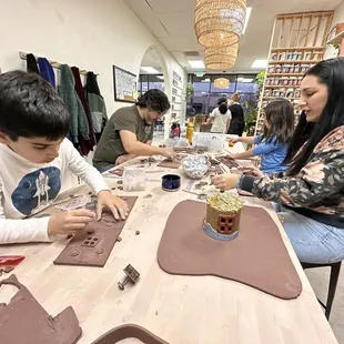 A successful Family arts &amp; crafts night!!