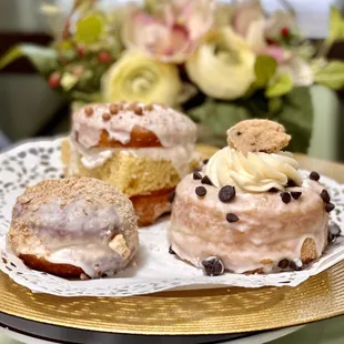 BANANA PUDDING BOMB (FILLED) $2.00 / MILK + COOKIES LAYERED $4.75 / TRES LECHES LAYERED $4.75