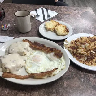 I had three eggs over medium with bacon &amp; A biscuit and gravy... A side of hashbrowns and an extra biscuit. It was all excellent.
