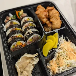 F16. $20 Bulgogi Gimbap + Boneless Fried Chicken Box