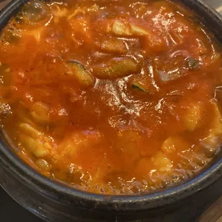 Tofu Soup with Seafood