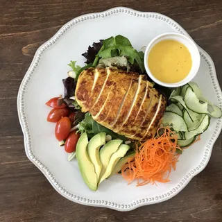 GG Salad with Mango Sriracha Vinaigrette or Peanut Dressing