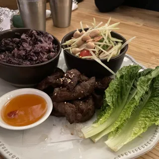Jerky Set (comes w/ Papaya Salad & Sticky Rice)