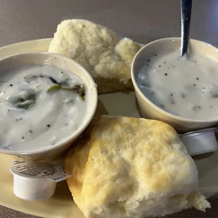 Biscuits with jalapeño gravy