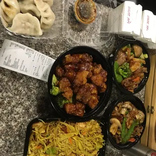 Steamed dumplings, General Tso's, beef with mushroom, beef with garlic, Singapore curry noodle