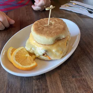 Breakfast sandwich
