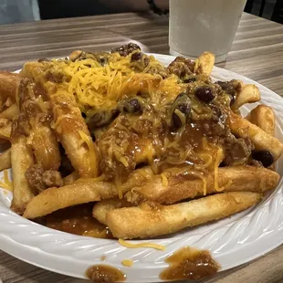 Chili cheese fries