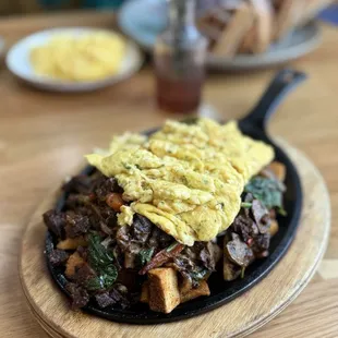 Tempe mushroom skillet with just egg