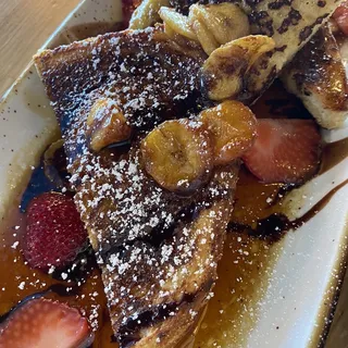 BANANAS FOSTER FRENCH TOAST