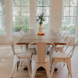 Look at the windows! Love all the natural light coming in!