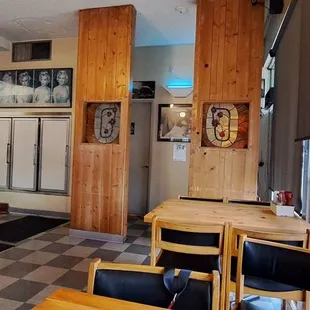 sushi and sashimi, interior