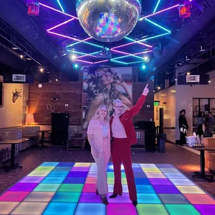 Take a chance on meeeeeeeee