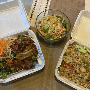 Pad kee mao, papaya salad, Thai fried rice