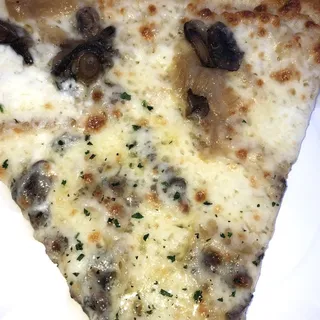 Grandma 'Shroom Pizza