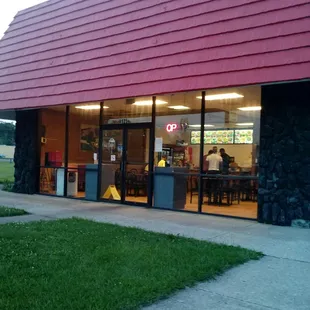 Looks like an old Hardee&apos;s.