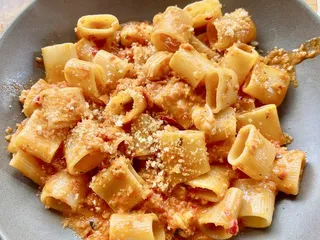 Hole In The Wall - Williamsburg