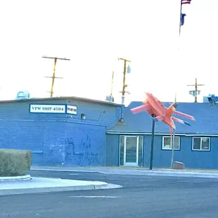 Stones throw from the VFW SHIP 4084, with the Red Ship in the corner. Can't miss this.