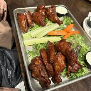 Waveland Wings