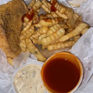 Good Times Daqiuri Catfish Fillet Basket .