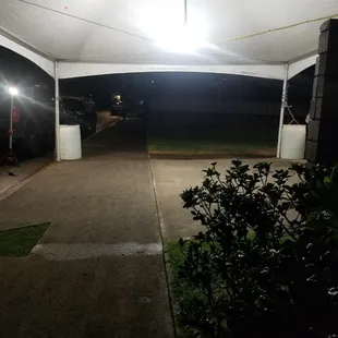 20x20 high peak canopy with lights