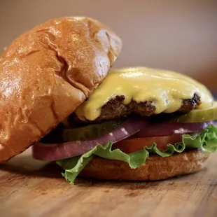 Good Vibes' Cheeseburger