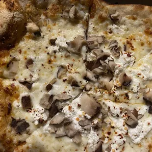 Shiitake Mushroom Pizza