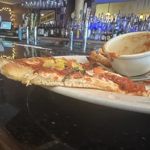 . Cracker crust pizza not woodfired.