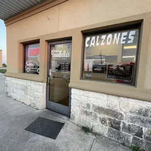 the entrance to the restaurant
