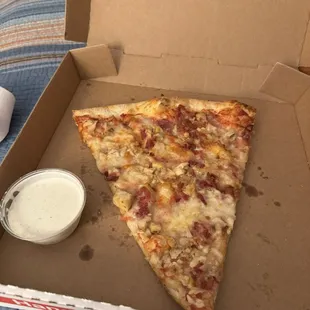 Chicken Bacon pizza w/ ranch