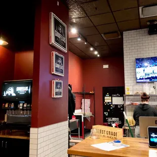 The main place to order, drinks are self serve... look at the huge pizza box!