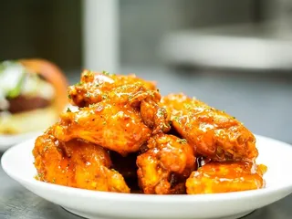 Rusconi Bar & Kitchen