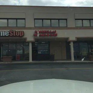 A place suck attitude and food