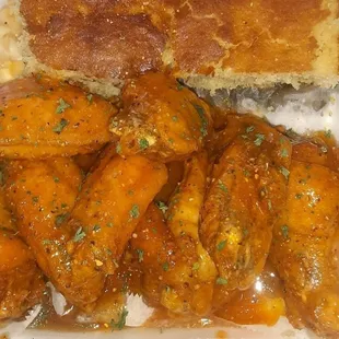 Hot wing dinner