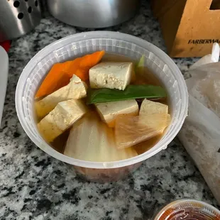 Vegetable bean curd soup